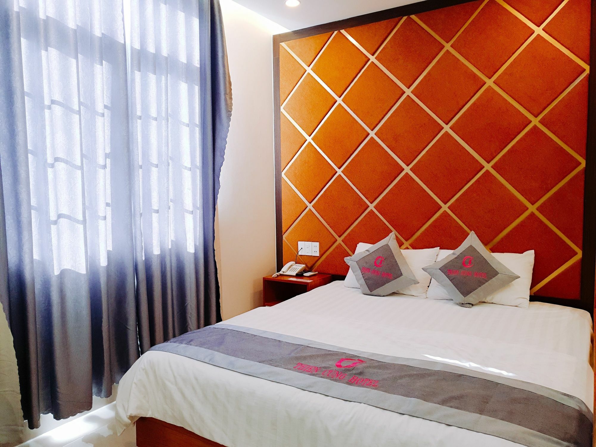 Oyo 231 Thien Cung Hotel Ho Chi Minh-stad Buitenkant foto