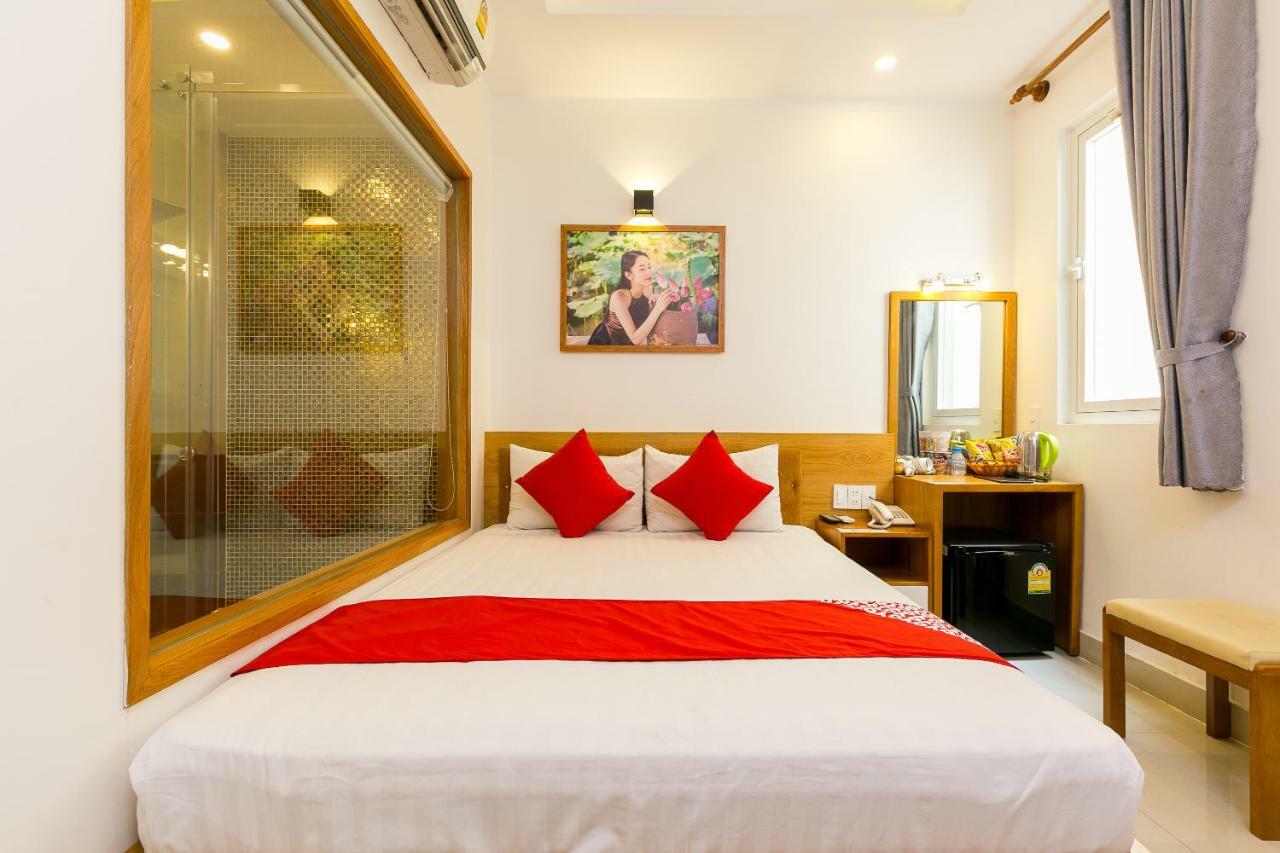 Oyo 231 Thien Cung Hotel Ho Chi Minh-stad Buitenkant foto