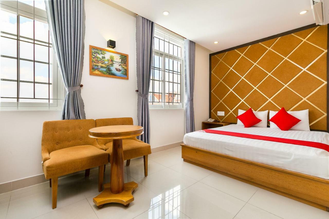 Oyo 231 Thien Cung Hotel Ho Chi Minh-stad Buitenkant foto