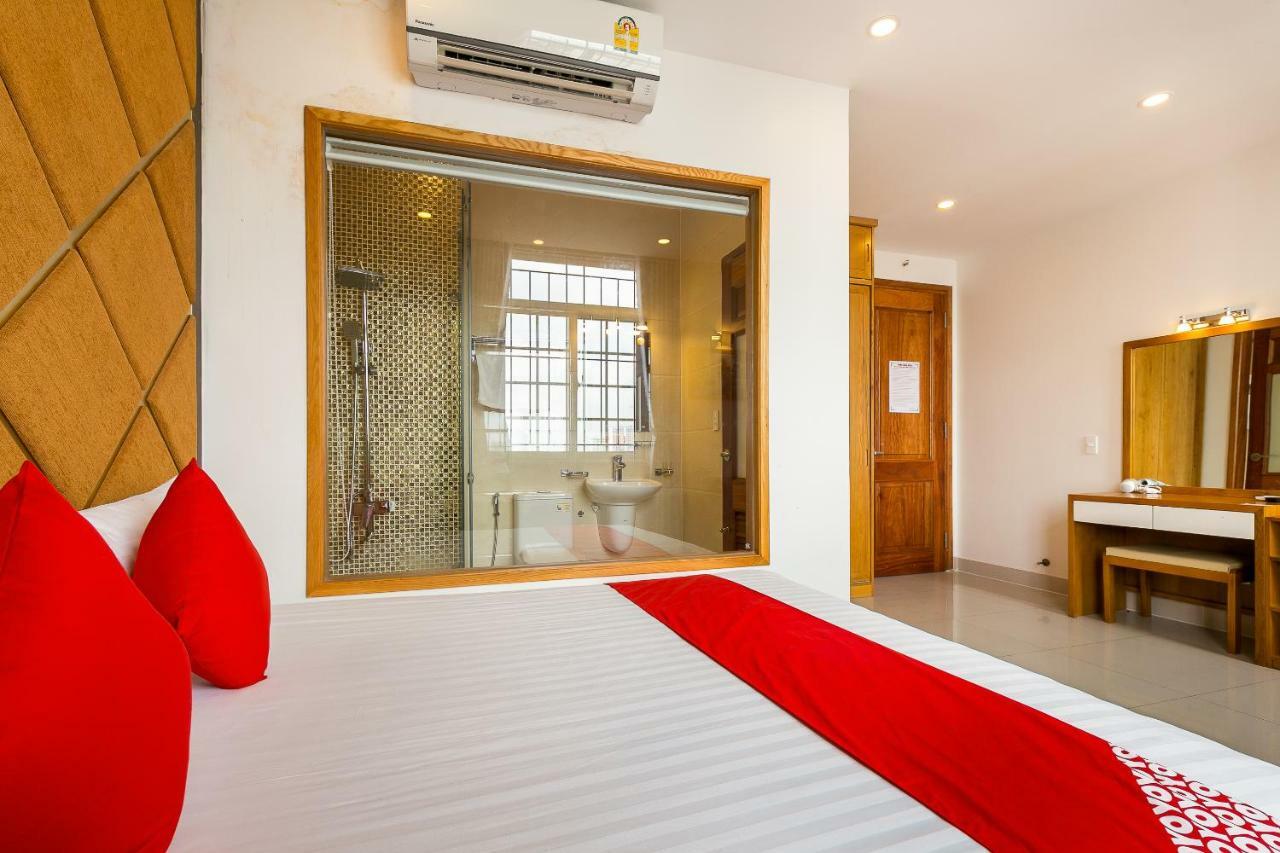 Oyo 231 Thien Cung Hotel Ho Chi Minh-stad Buitenkant foto
